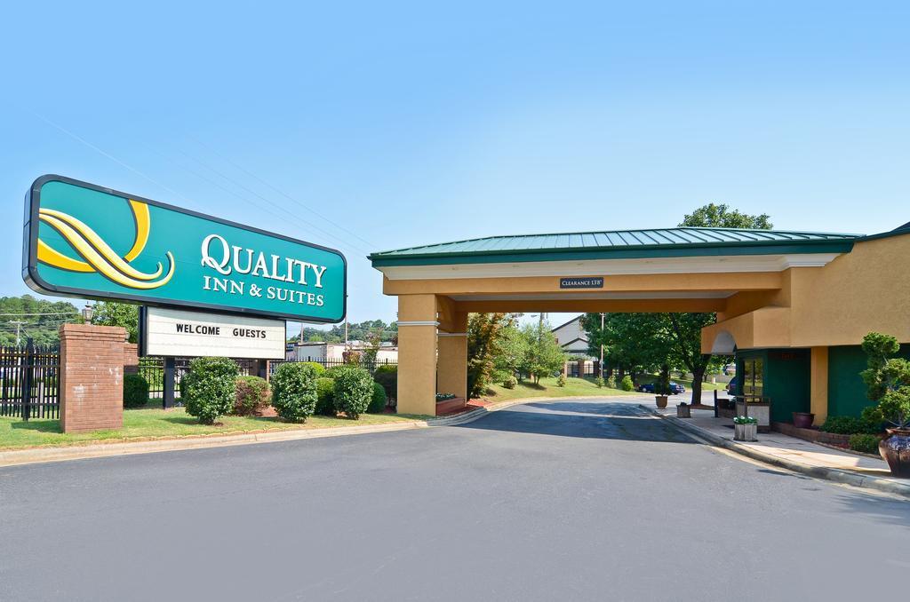 Quality Inn & Suites Coliseum Greensboro Luaran gambar