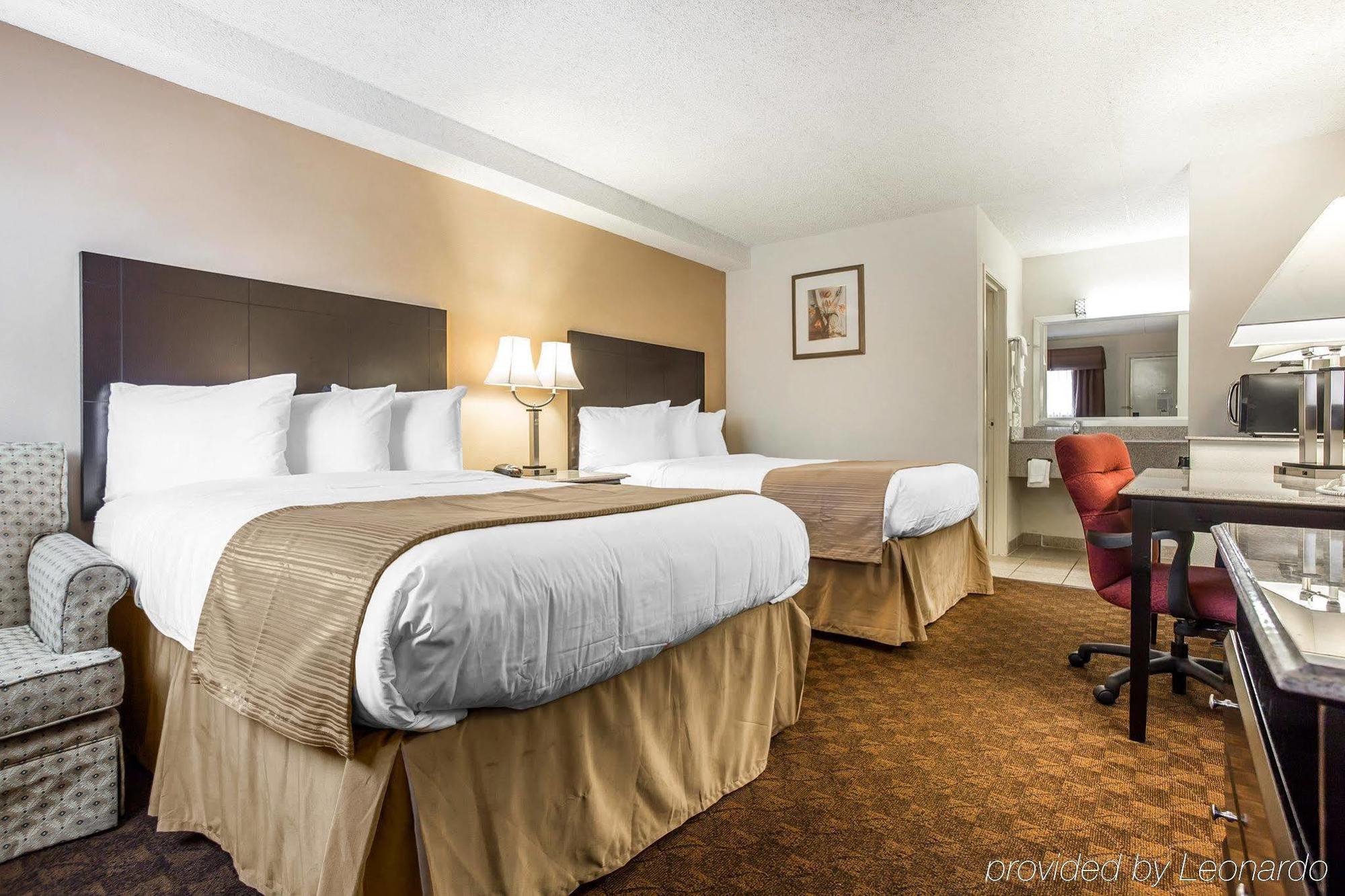 Quality Inn & Suites Coliseum Greensboro Luaran gambar