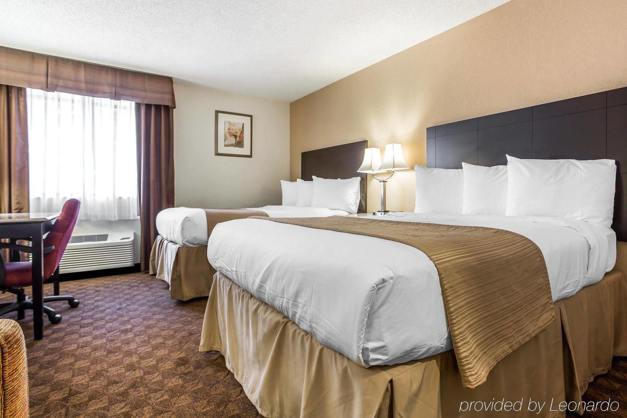 Quality Inn & Suites Coliseum Greensboro Luaran gambar