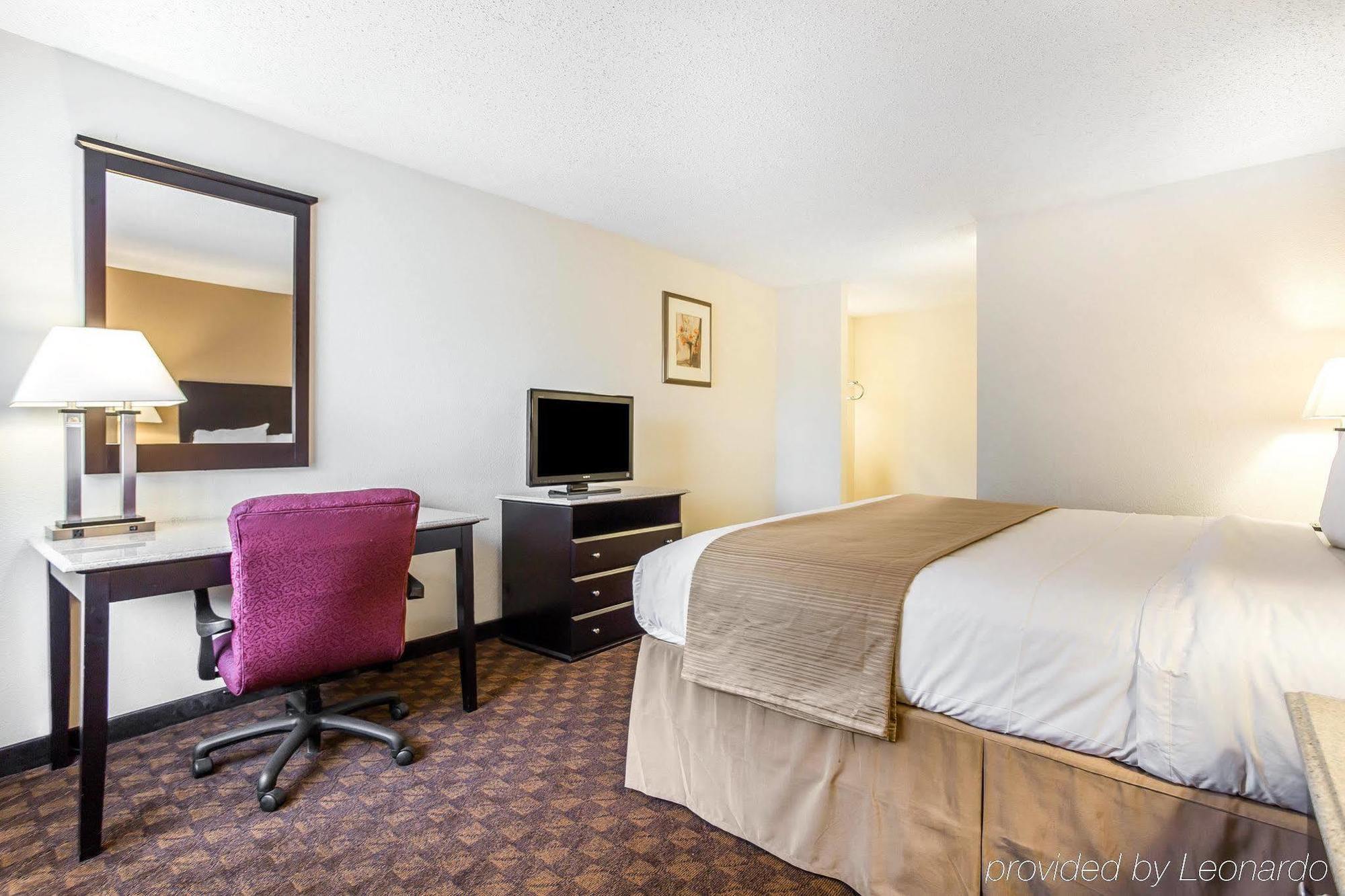 Quality Inn & Suites Coliseum Greensboro Luaran gambar
