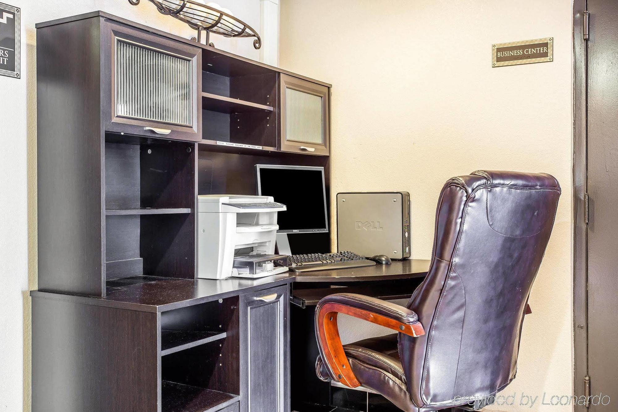 Quality Inn & Suites Coliseum Greensboro Luaran gambar