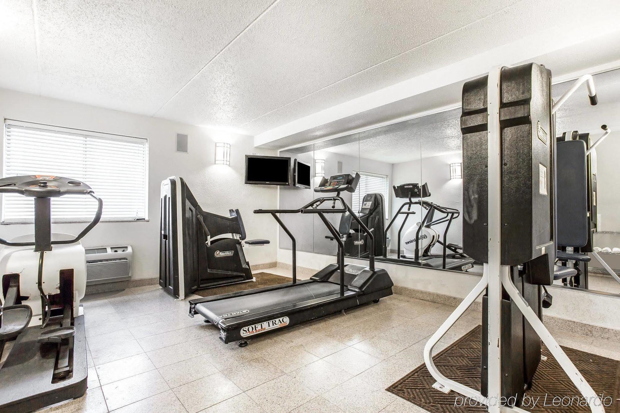 Quality Inn & Suites Coliseum Greensboro Luaran gambar