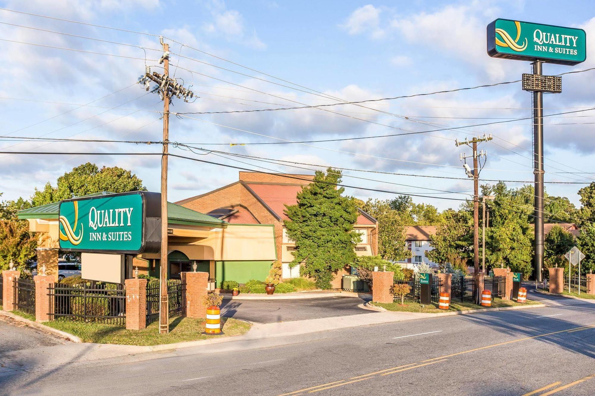 Quality Inn & Suites Coliseum Greensboro Luaran gambar