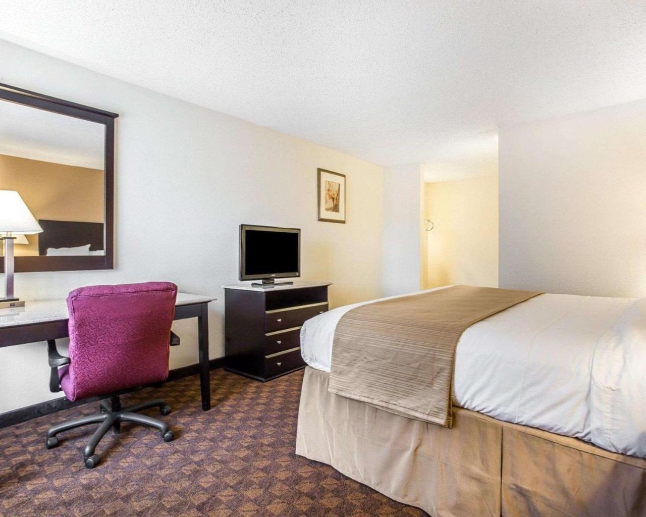 Quality Inn & Suites Coliseum Greensboro Luaran gambar